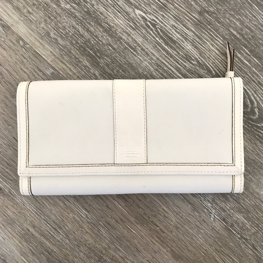 Coach Leather Wallet - Off White Cream Trifold